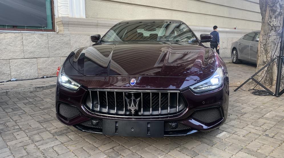 Xe Maserati nhập khẩy ý màu đỏ đời mới nhất 2020 có gì mới, xe nào đẹp , đi có bên không