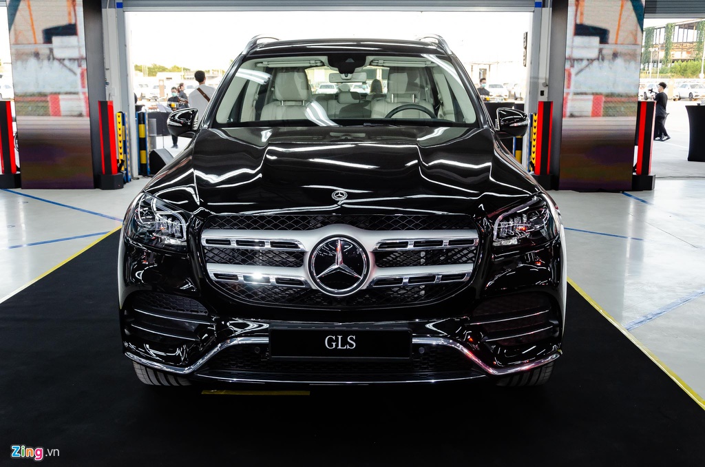 Mercedes GLS 450 4MATIC 2020 nhập Mỹ về Việt Nam, giá 4,9 tỷ Có Gì Hơn BMW X7 40i cua thaco nhập về 7,5 tỷ, Kích thước của 2 xe hơn kém nhau như thế nào, option chiêc nào nhiều hơn, xe nào sang hơn