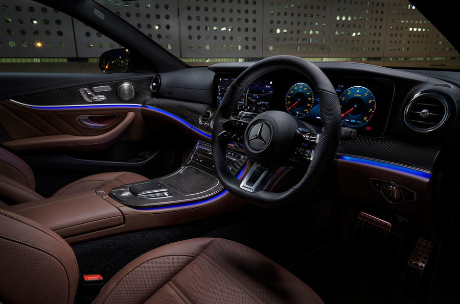 Đánh giá Mercedes-AMG E53 Night Edition Estate Đời 2021
