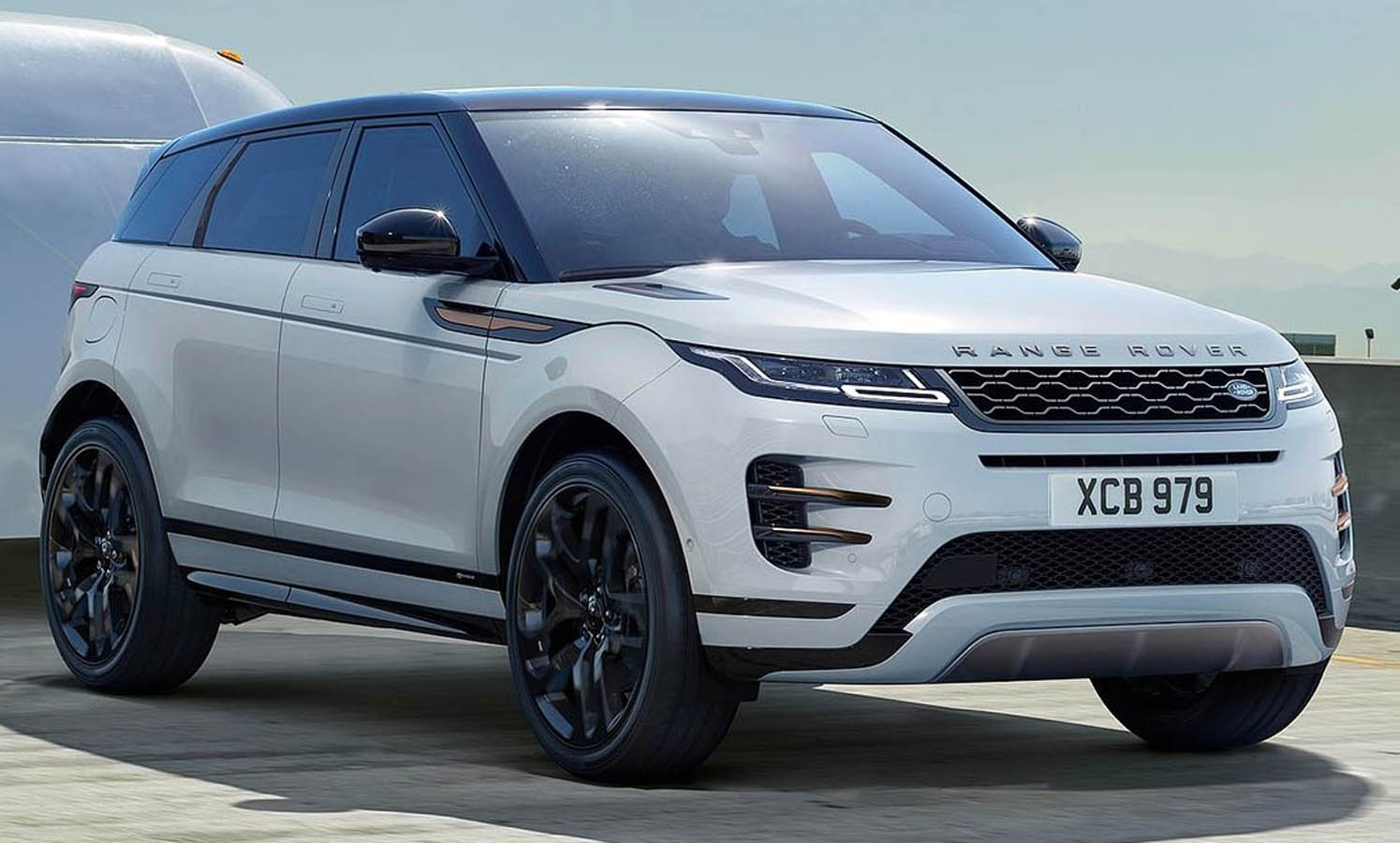 Màu xe range rover evoque phiên bản r-dynamic se màu trắng 2020 