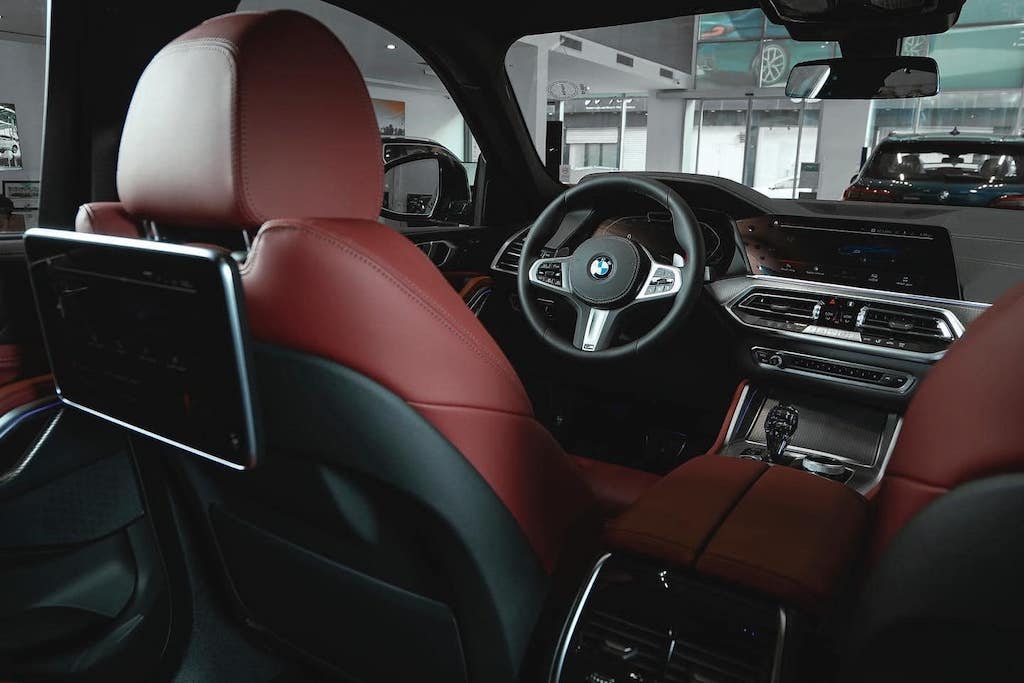 màu nâu đỏ bên trong bmw x6 Xe SUV Coupe BMW X6 5 Chỗ Mới Màu Xanh Nội thất nâu đỏ