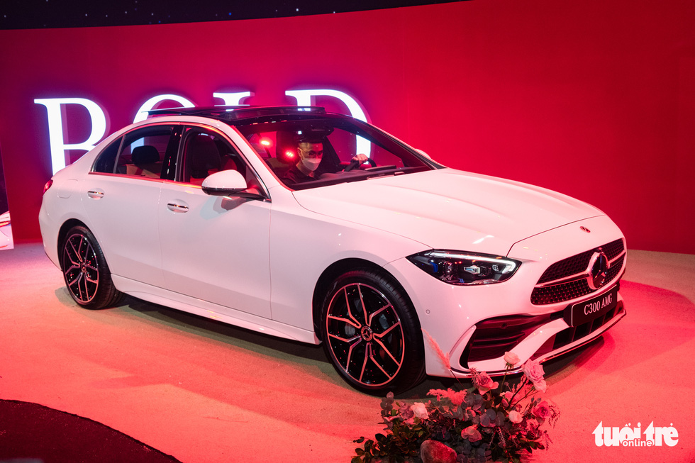 Mercedes-Benz C-Class 2022 Giá cao nhất 2,4 tỉ đồng bản nhập nguyên chiếc CBU còn lại CKD lắp ráp trong nước giá dưới 2 tỷ, có nhiều màu lựa chọn, đối thủ BMW 3 series 2023, audi a4