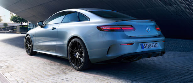 Xe Mercedes E-Class 2023 phiên bản Night Edition Có Gì, Giá bán bao nhiêu, thị trường nào được đặt, thời gian giao hàng