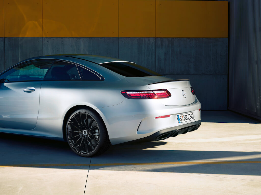 Nội thất Mercedes E-Class Night Edition.