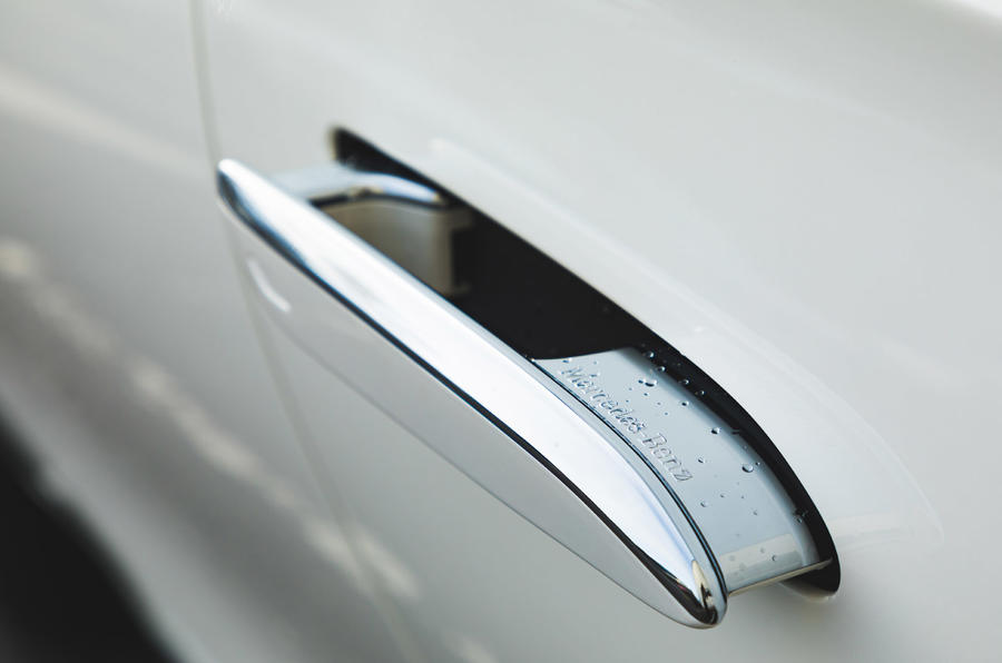 Đánh Giá Xe Mercedes S Class Đời Mới Màu Trắng 2022 Nhập Khẩu Lắp Rap Linh Kiện