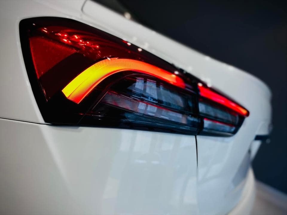 Hình ảnh chi tiết  đèn sau kiểu mới Maserati Ghibli đời 2022 