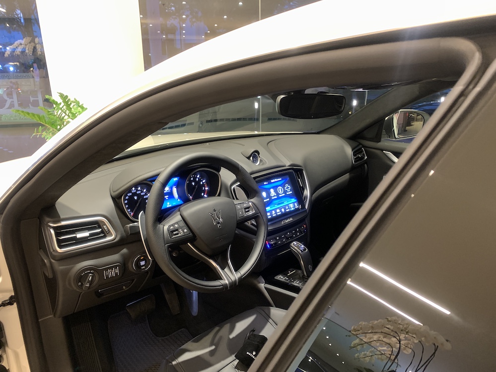 Maserati Ghibli Màu Trắng Nhập Khẩu Chính Hãng Giá Tốt