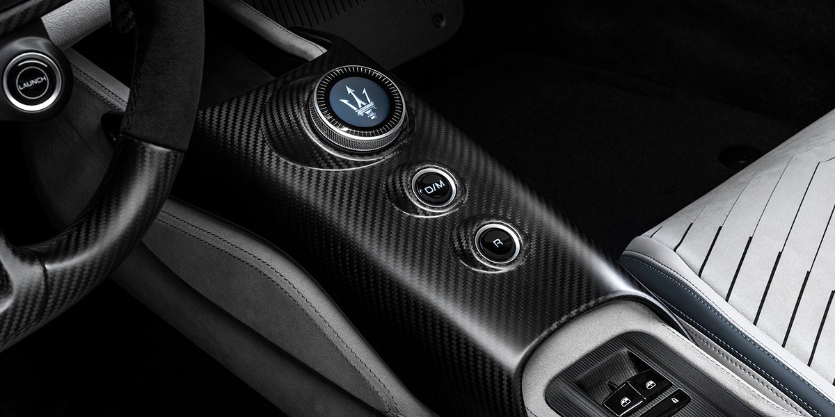 chi tiết nội thất mc20cielo trước ngày lộ diện