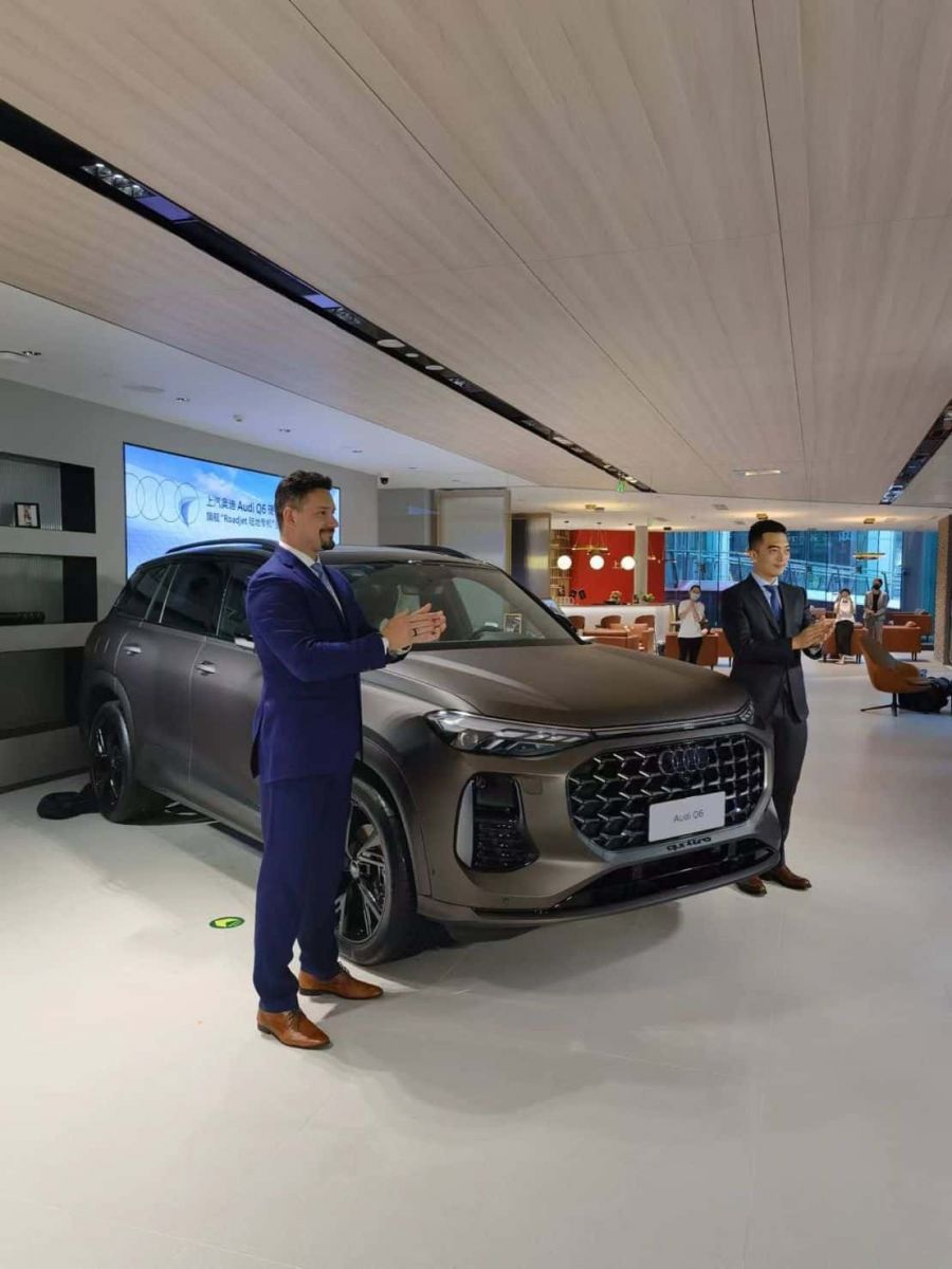 Audi Q6 2023 Ra Mắt Audi Q6 2023 Ra Mắt màu nâu