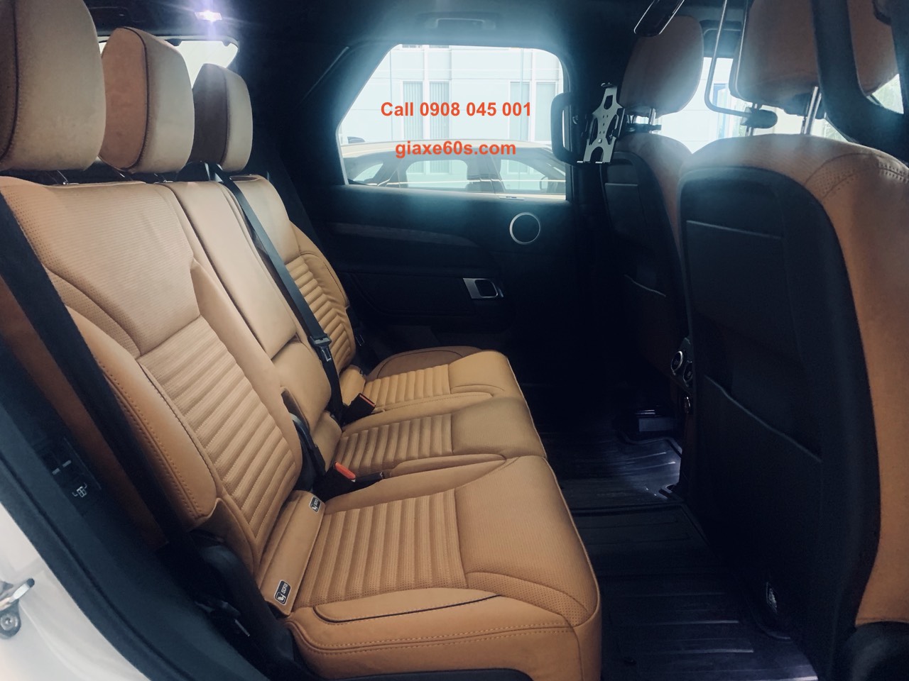 Discovery Màu Trắng, Nội thất da bò, Cạnh Tranh Với BMW X7, Discovery LR5 7 Chỗ Của LandRover Có Option Gì Nổi Bật, Mẫu SUV nhập khẩu nguyên chiếc nào tốt mức giá từ 5 đến 6 tỷ đồng tại Việt Nam Máy Xăng V6