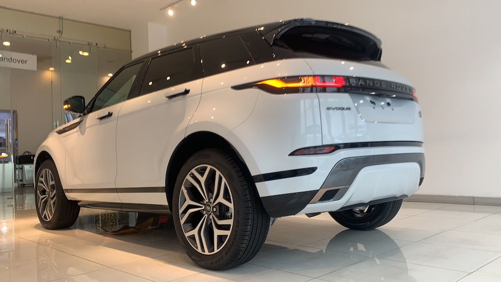 Chỉ 5 Xe Range Rover Evoque Phiên Bản First Edtion 2020 Nhập Khẩu Về Việt Nam, Giá thấp nhất là 3,690 triệu đồng, chiếc land rover lắp ráp và sản xuất tại nước Anh cho chất lượng an toàn 5 sao, evoque bền b�
