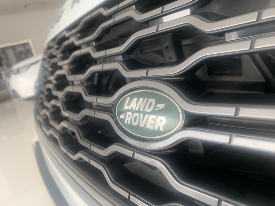 Chi Tiết Mẫu Xe Ôto Range Rover Trục Cơ Sở Dài LWB Phiên Bản Autobiography Model 2020 Màu Trắng