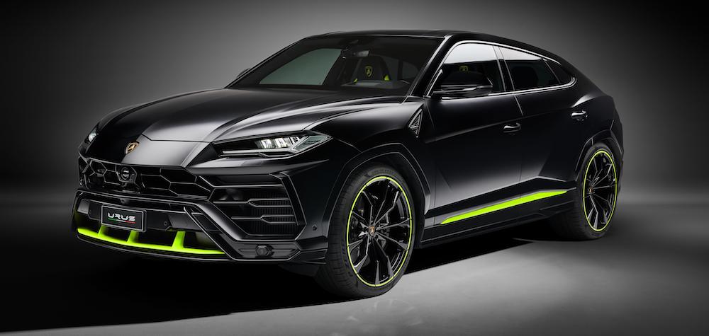 thân xe urus màu đen mới