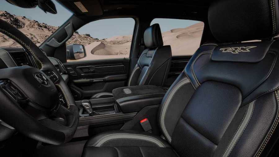 Phiên bản mới 2023 Ram 1500 TRX Sandblast