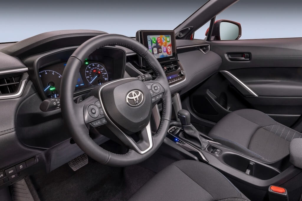Giá Xe Toyota Corolla Cross Hybrid Nội thất